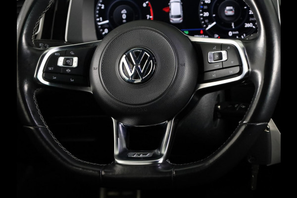 Volkswagen GOLF Variant 1.5 TSI Highline Business R 150 pk Automaat | Navigatie | Parkeersensoren | Achteruitrijcamera | Adaptieve cruise control | R-Line |