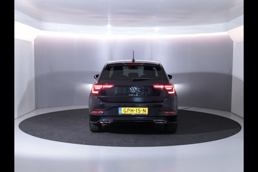 Volkswagen Polo 1.0 TSI R-Line 95 pk Automaat (DSG) | Verlengde garantie | Navigatie via App | Parkeersensoren | Matrix LED koplampen | Adaptieve cruise control | R-Line |