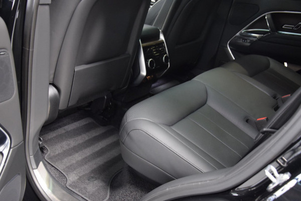 Land Rover Range Rover 3.0 P440e SE PHEV Navi|1e Eig|Panoramadak|BTW|Leder