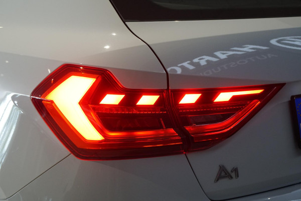 Audi A1 Sportback 30 TFSI epic + APPLE CARPLAY / CRUISE CONTROL / S-LINE EXTERIEUR