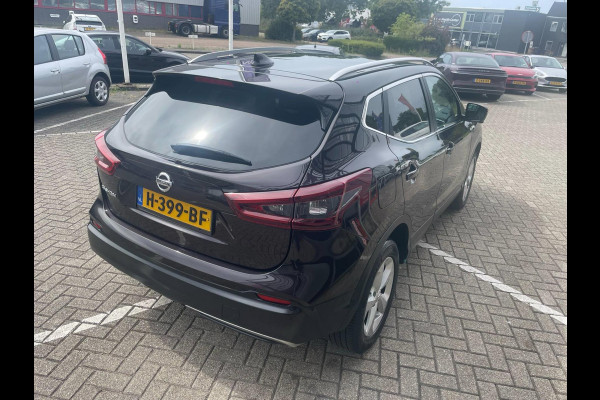 Nissan QASHQAI 1.3 DIG-T Business Edition / panoramadak / stoelverwarming
