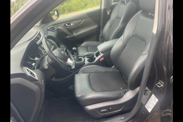 Nissan QASHQAI 1.3 DIG-T Business Edition / panoramadak / stoelverwarming