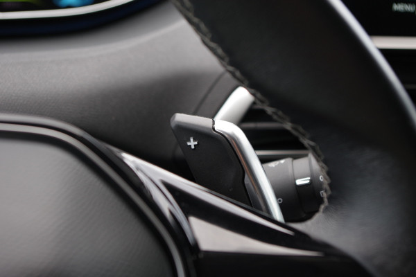 Peugeot 3008 1.6 HYbrid 225 Blue Lease Allure PHEV, Trekhaak, LED, Camera, Carplay