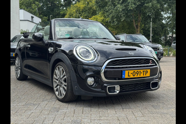 MINI Cabrio 2.0 Cooper S Chili Cabriolet, Windscherm, Navi, Leder Een proefrit levert het bewijs. Neem contact op en we maken een afspraak!