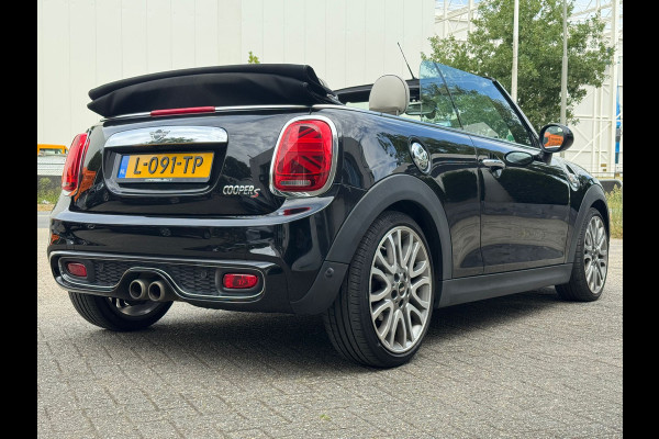 MINI Cabrio 2.0 Cooper S Chili Cabriolet, Windscherm, Navi, Leder Een proefrit levert het bewijs. Neem contact op en we maken een afspraak!