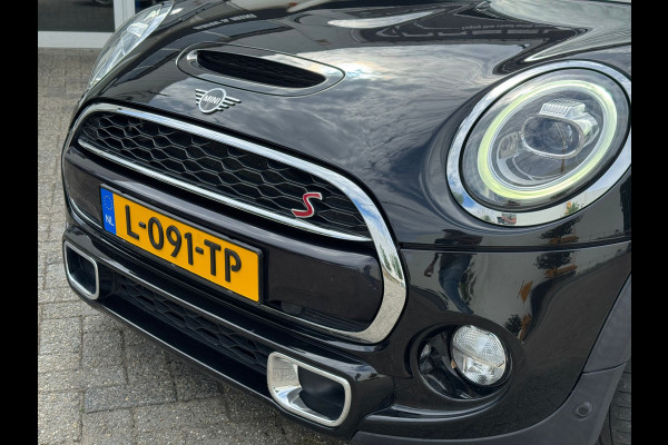 MINI Cabrio 2.0 Cooper S Chili Cabriolet, Windscherm, Navi, Leder Een proefrit levert het bewijs. Neem contact op en we maken een afspraak!