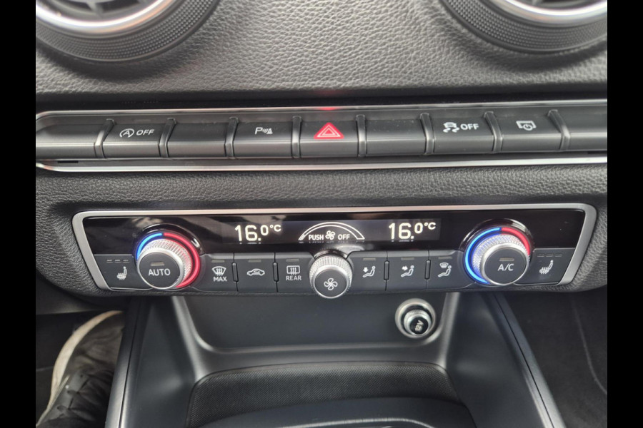 Audi A3 Sportback 30 TFSI Automaat,Cruise,Navigatie,parkeersensoren,clima,lm velgen,