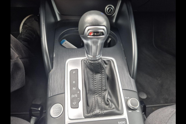 Audi A3 Sportback 30 TFSI Automaat,Cruise,Navigatie,parkeersensoren,clima,lm velgen,