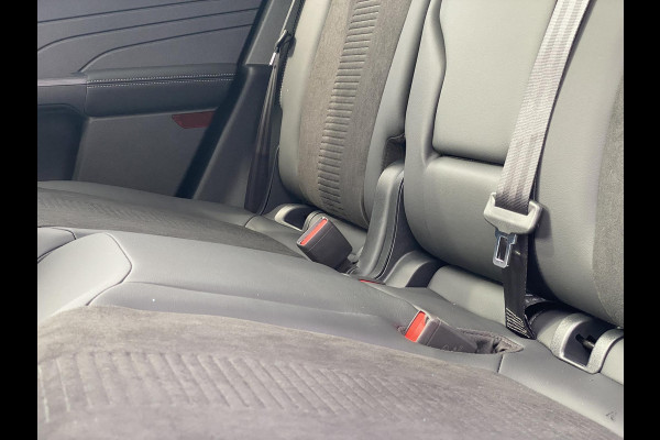 Ford Kuga 2.5 PHEV Active X 243pk | Zuid | Panoramadak + Technology Pack + Winter Pack + Wegklapbare trekhaak + 19 inch lichtmetalen velgen +  Reservewiel | Magnetic | Prijs incl. 4.000 Ford voordeel