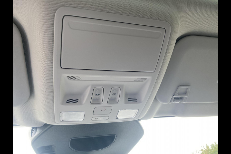 Ford Kuga 2.5 PHEV Active X 243pk | Zuid | Panoramadak + Technology Pack + Winter Pack + Wegklapbare trekhaak + 19 inch lichtmetalen velgen +  Reservewiel | Magnetic | Prijs incl. 4.000 Ford voordeel