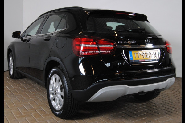 Mercedes-Benz GLA 200 Premium Plus