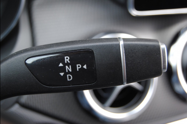 Mercedes-Benz GLA 200 Premium Plus