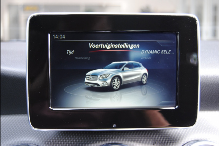 Mercedes-Benz GLA 200 Premium Plus