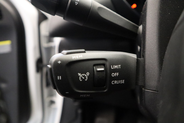 DS DS 3 Crossback E-Tense Bastille 50 kWh Navi-Carplay 17'lmv CruiseControl
