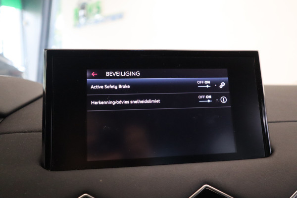 DS DS 3 Crossback E-Tense Bastille 50 kWh Navi-Carplay 17'lmv CruiseControl