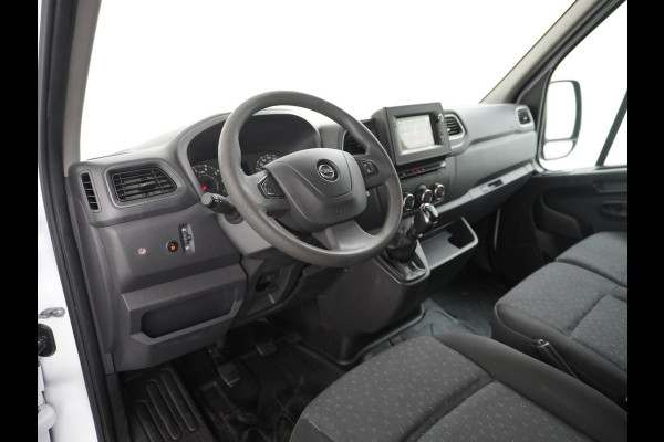 Opel Movano 2.3CDTI L2H2 Airco Navi Trekhaak 3-Persoons Cruise Control Pdc Bluetooth Kasten-inrichting Regen-Lichtsensor Schuifdeur Betonplex Vloer Wandbetimmering Euro 6 1e Eigenaar 2.500kg Trekgewicht