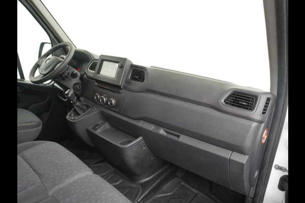 Opel Movano 2.3CDTI L2H2 Airco Navi Trekhaak 3-Persoons Cruise Control Pdc Bluetooth Kasten-inrichting Regen-Lichtsensor Schuifdeur Betonplex Vloer Wandbetimmering Euro 6 1e Eigenaar 2.500kg Trekgewicht