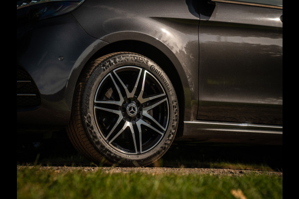 Mercedes-Benz V-Klasse 250d Lang DC | €68.500,- Ex. BTW | Luchtvering | CarPlay | Elektr. deuren