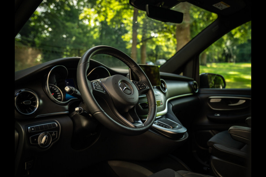 Mercedes-Benz V-Klasse 250d Lang DC | €68.500,- Ex. BTW | Luchtvering | CarPlay | Elektr. deuren