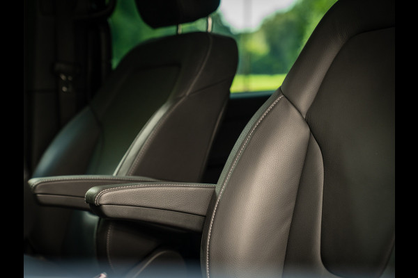 Mercedes-Benz V-Klasse 250d Lang DC | €68.500,- Ex. BTW | Luchtvering | CarPlay | Elektr. deuren