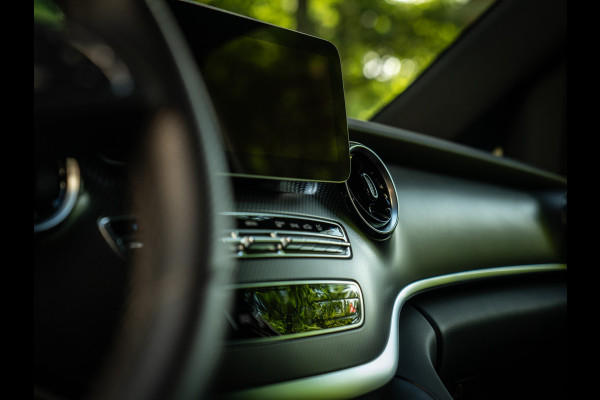 Mercedes-Benz V-Klasse 250d Lang DC | €68.500,- Ex. BTW | Luchtvering | CarPlay | Elektr. deuren
