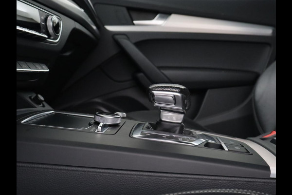 Audi Q5 2.0 TFSI quattro S Line | Panoramadak | Stoelverwarming | Adaptive cruise | Trekhaak | Virtual Cockpit | Carplay | Keyless | 20'' | Half leder | Navigatie | Full LED | Parkeerhulp