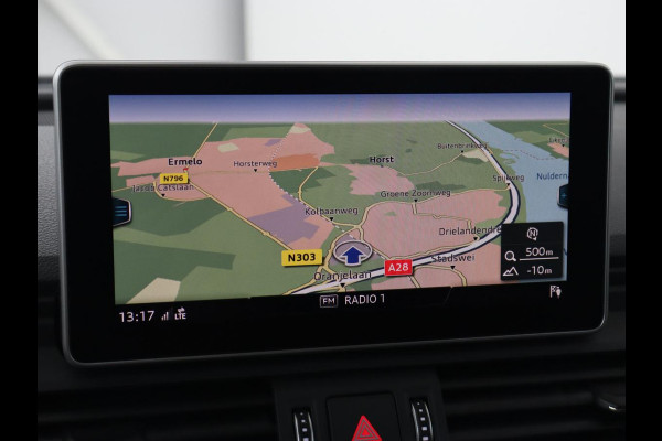 Audi Q5 2.0 TFSI quattro S Line | Panoramadak | Stoelverwarming | Adaptive cruise | Trekhaak | Virtual Cockpit | Carplay | Keyless | 20'' | Half leder | Navigatie | Full LED | Parkeerhulp