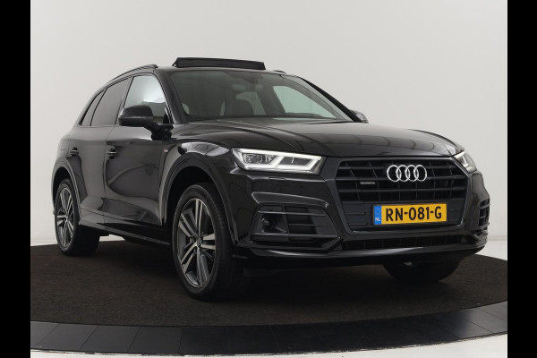 Audi Q5 2.0 TFSI quattro S Line | Panoramadak | Stoelverwarming | Adaptive cruise | Trekhaak | Virtual Cockpit | Carplay | Keyless | 20'' | Half leder | Navigatie | Full LED | Parkeerhulp