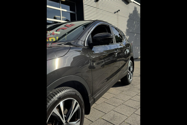 Nissan QASHQAI 1.2 N-Connecta - Navigatie I Airco I Xenon I PDC/Achteruitrij Camera I 18" Sport velgen I Dealer onderhouden