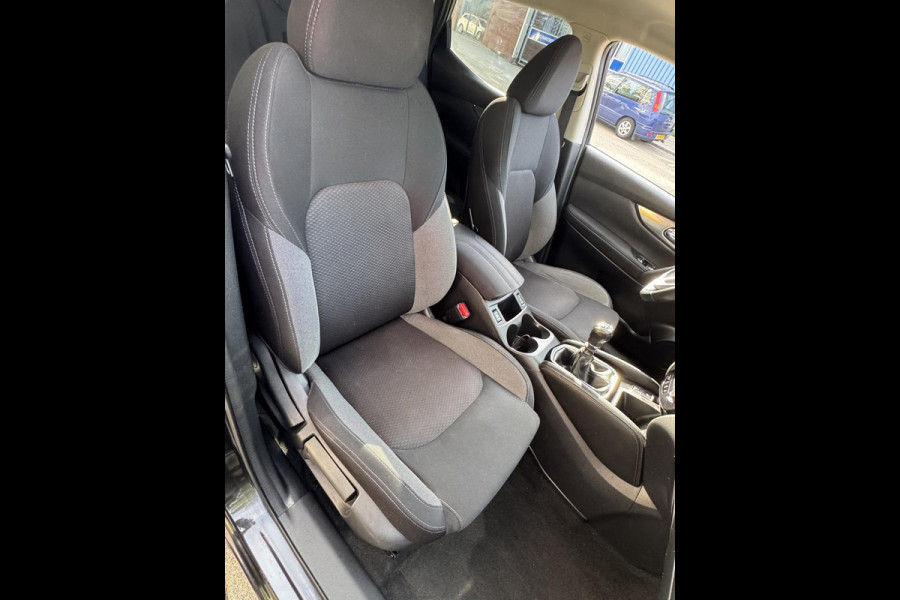 Nissan QASHQAI 1.2 N-Connecta - Navigatie I Airco I Xenon I PDC/Achteruitrij Camera I 18" Sport velgen I Dealer onderhouden