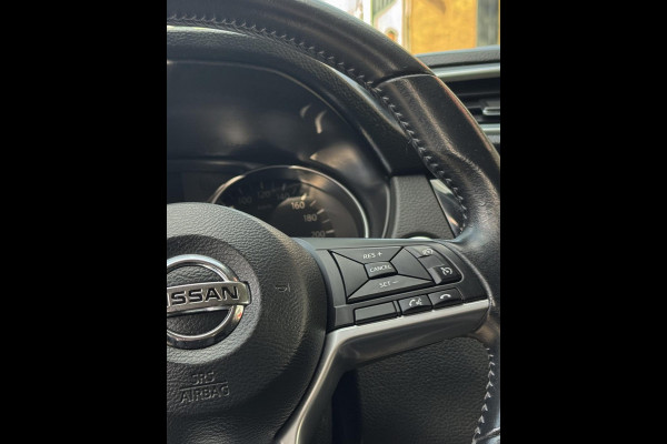 Nissan QASHQAI 1.2 N-Connecta - Navigatie I Airco I Xenon I PDC/Achteruitrij Camera I 18" Sport velgen I Dealer onderhouden