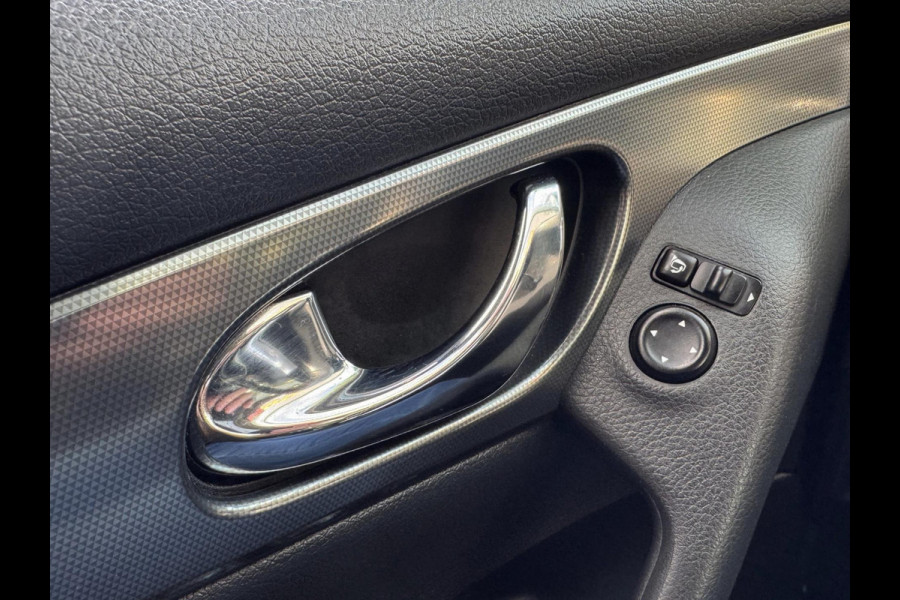 Nissan QASHQAI 1.2 N-Connecta - Navigatie I Airco I Xenon I PDC/Achteruitrij Camera I 18" Sport velgen I Dealer onderhouden