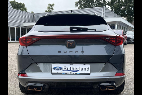 CUPRA Formentor 1.4 e-Hybrid VZ Performance PHEV 245pk | Wegklapbare trekhaak | Leder | Stoelverwarming | Virtual cockpit | 360° camerasysteem | Adaptive cruise control
