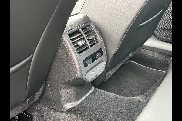 CUPRA Formentor 1.4 e-Hybrid VZ Performance PHEV 245pk | Wegklapbare trekhaak | Leder | Stoelverwarming | Virtual cockpit | 360° camerasysteem | Adaptive cruise control