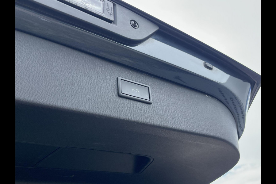 CUPRA Formentor 1.4 e-Hybrid VZ Performance PHEV 245pk | Wegklapbare trekhaak | Leder | Stoelverwarming | Virtual cockpit | 360° camerasysteem | Adaptive cruise control