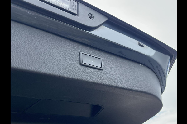 CUPRA Formentor 1.4 e-Hybrid VZ Performance PHEV 245pk | Wegklapbare trekhaak | Leder | Stoelverwarming | Virtual cockpit | 360° camerasysteem | Adaptive cruise control