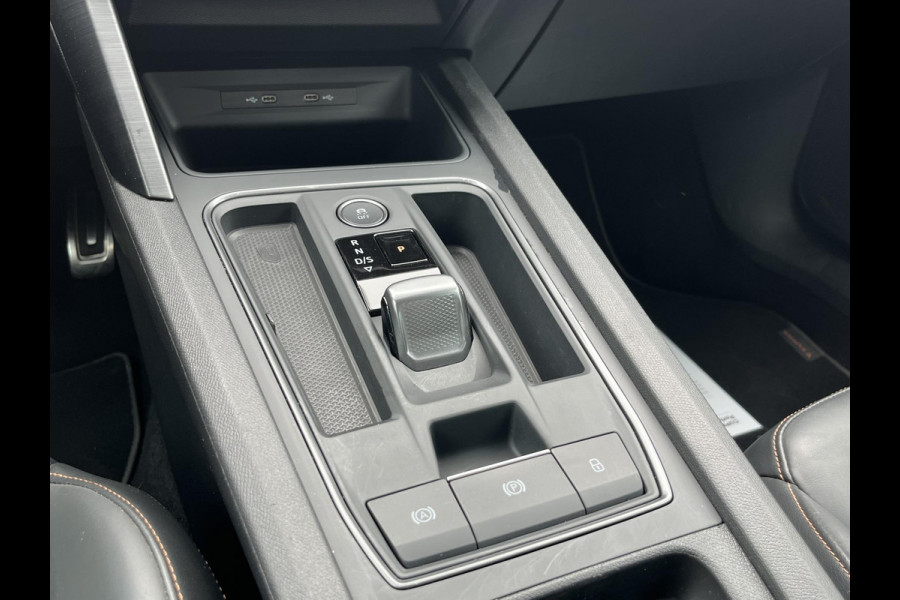 CUPRA Formentor 1.4 e-Hybrid VZ Performance PHEV 245pk | Wegklapbare trekhaak | Leder | Stoelverwarming | Virtual cockpit | 360° camerasysteem | Adaptive cruise control