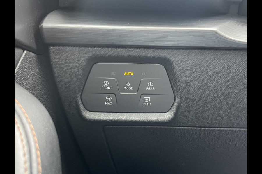 CUPRA Formentor 1.4 e-Hybrid VZ Performance PHEV 245pk | Wegklapbare trekhaak | Leder | Stoelverwarming | Virtual cockpit | 360° camerasysteem | Adaptive cruise control