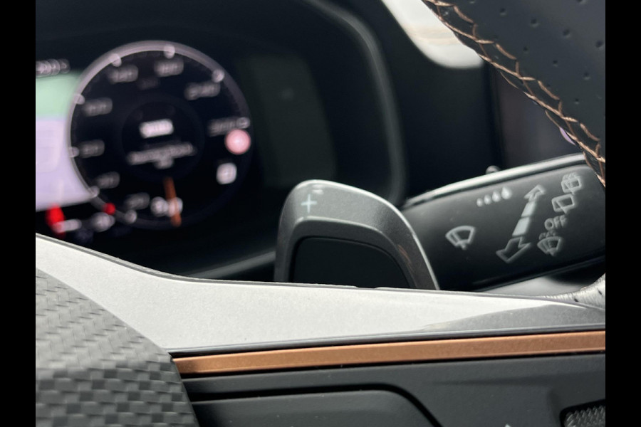 CUPRA Formentor 1.4 e-Hybrid VZ Performance PHEV 245pk | Wegklapbare trekhaak | Leder | Stoelverwarming | Virtual cockpit | 360° camerasysteem | Adaptive cruise control