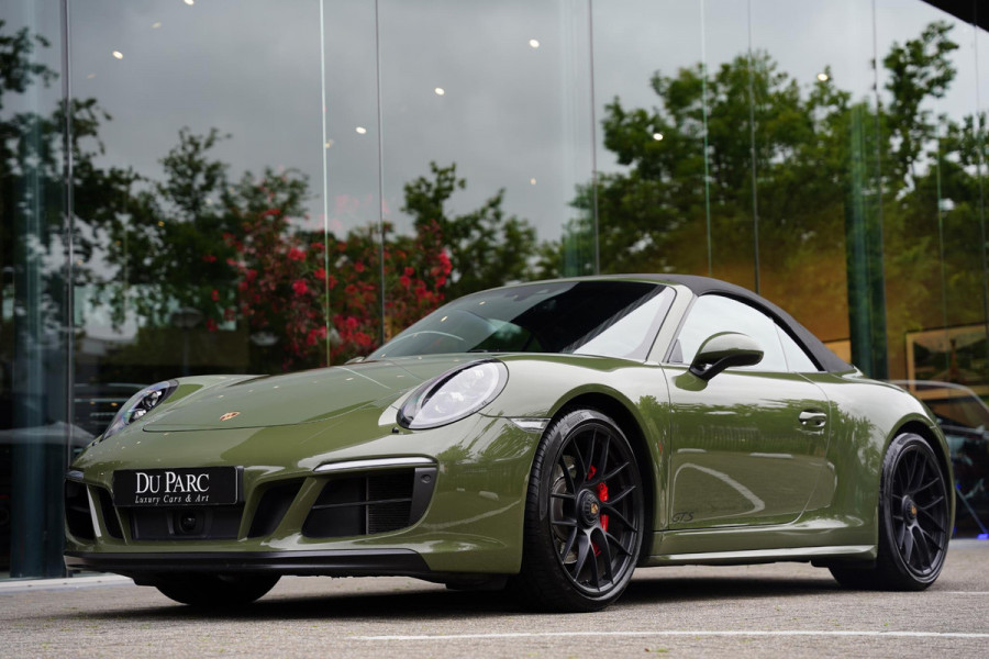 Porsche 911 Cabriolet 3.0 Carrera GTS P.T.S. Nato Green Burmester Lifting