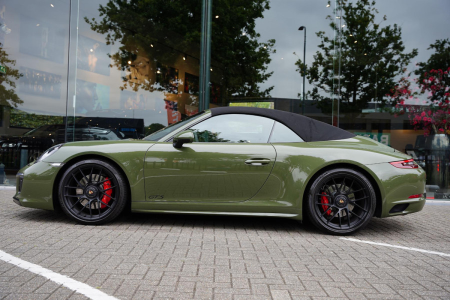 Porsche 911 Cabriolet 3.0 Carrera GTS P.T.S. Nato Green Burmester Lifting