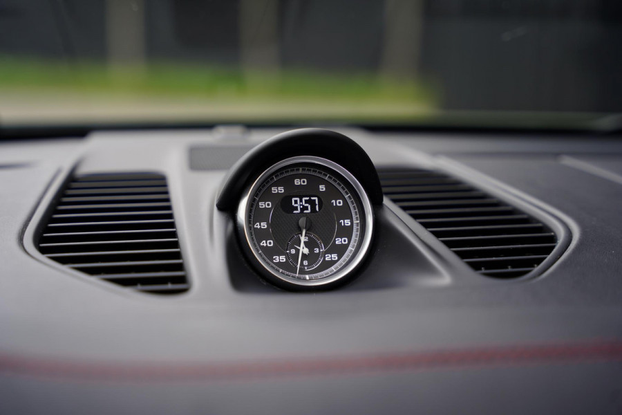 Porsche 911 Cabriolet 3.0 Carrera GTS P.T.S. Nato Green Burmester Lifting