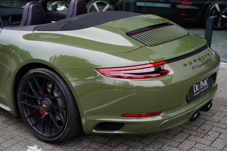 Porsche 911 Cabriolet 3.0 Carrera GTS P.T.S. Nato Green Burmester Lifting