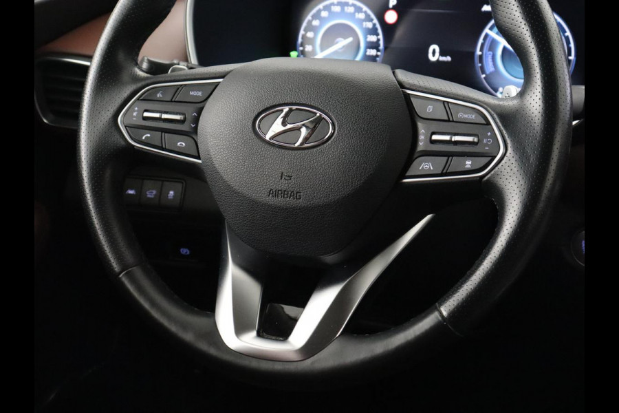 Hyundai Santa Fe 1.6 T-GDI PHEV Premium Sky | Panoramadak | Leder | Stoelventilatie | 360 Camera | Carplay | Head-Up | Memory | Achterbankverwarming | Navigatie | Krell Audio | Plug In
