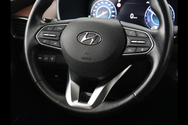 Hyundai Santa Fe 1.6 T-GDI PHEV Premium Sky | Panoramadak | Leder | Stoelventilatie | 360 Camera | Carplay | Head-Up | Memory | Achterbankverwarming | Navigatie | Krell Audio | Plug In