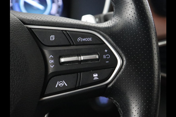 Hyundai Santa Fe 1.6 T-GDI PHEV Premium Sky | Panoramadak | Leder | Stoelventilatie | 360 Camera | Carplay | Head-Up | Memory | Achterbankverwarming | Navigatie | Krell Audio | Plug In