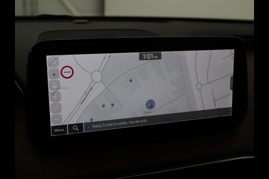 Hyundai Santa Fe 1.6 T-GDI PHEV Premium Sky | Panoramadak | Leder | Stoelventilatie | 360 Camera | Carplay | Head-Up | Memory | Achterbankverwarming | Navigatie | Krell Audio | Plug In