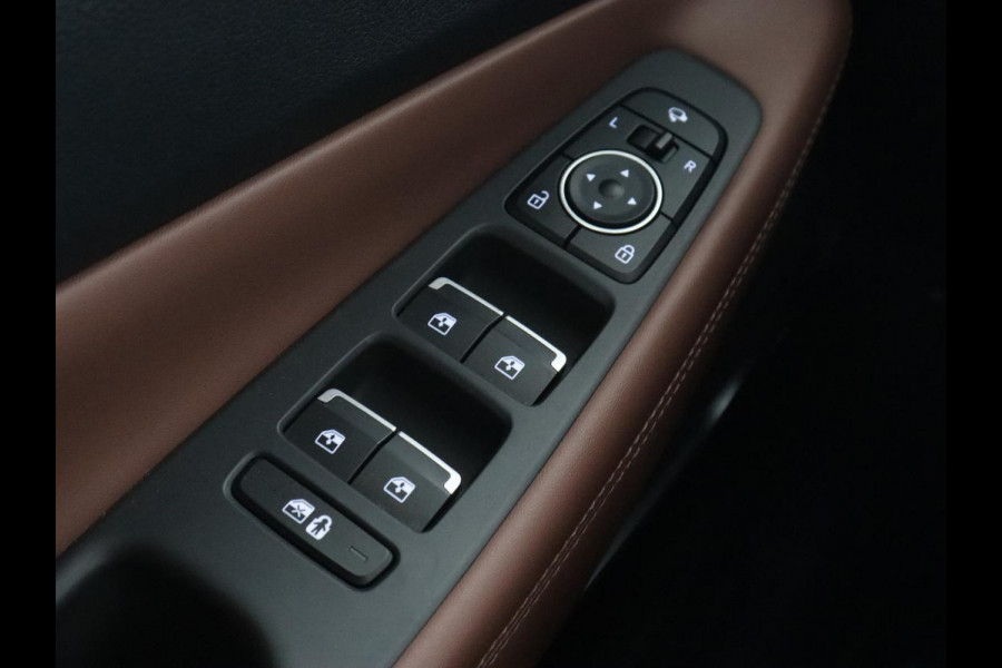 Hyundai Santa Fe 1.6 T-GDI PHEV Premium Sky | Panoramadak | Leder | Stoelventilatie | 360 Camera | Carplay | Head-Up | Memory | Achterbankverwarming | Navigatie | Krell Audio | Plug In