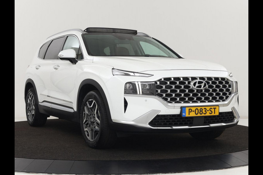 Hyundai Santa Fe 1.6 T-GDI PHEV Premium Sky | Panoramadak | Leder | Stoelventilatie | 360 Camera | Carplay | Head-Up | Memory | Achterbankverwarming | Navigatie | Krell Audio | Plug In