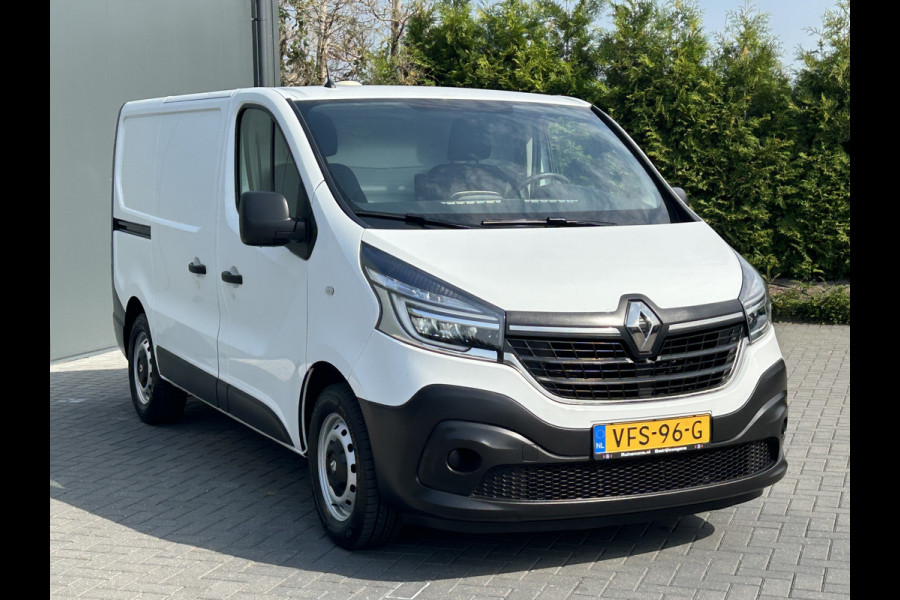 Renault Trafic 2.0 dCi 146 PK AUTOMAAT / L1H1 / 1e EIG. / 2X SCHUIFDEUR / AIRCO / CRUISE / NAVI / BLUETOOTH